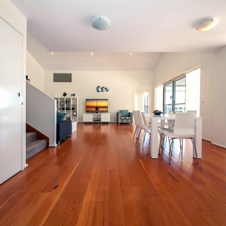 Mantra Aqua, Penthouse 83/1A Tomaree Street Lägenhet Nelson Bay Exteriör bild